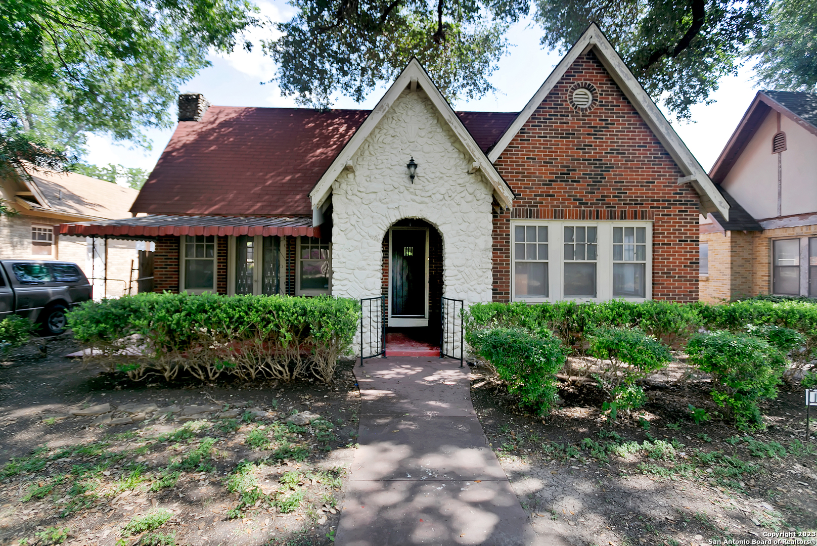 Property photo for 110 North Dr, San Antonio, TX