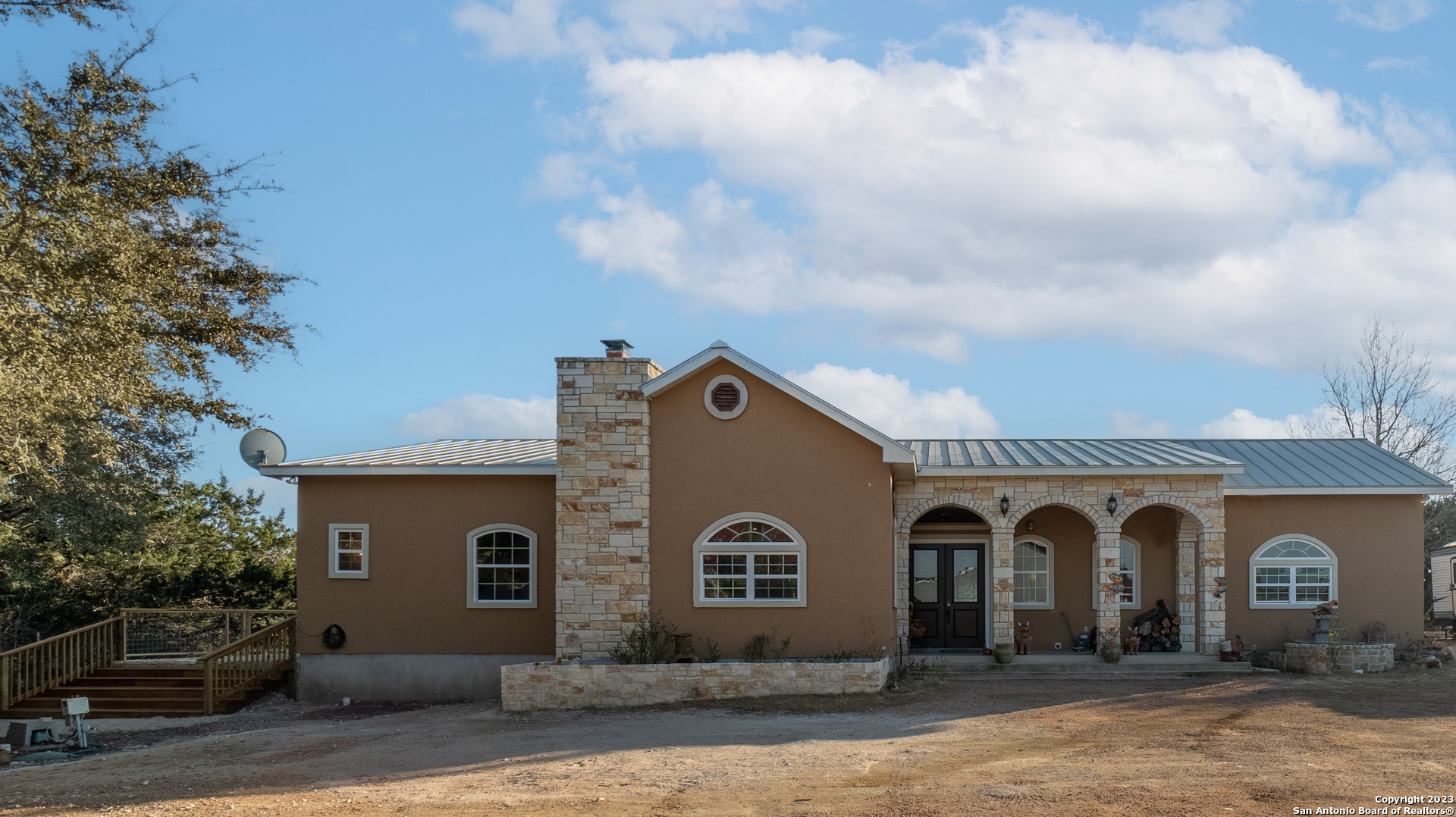 Photo of 3205 Puter Creek Rd in Spring Branch, TX