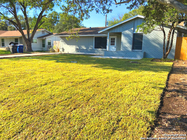 6235 FLINT ROCK DR, San Antonio, TX 78238