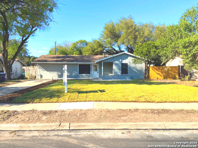 6235 FLINT ROCK DR, San Antonio, TX 78238