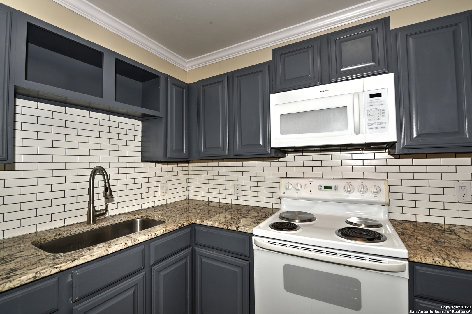 623 CLOWER, San Antonio, TX 78212