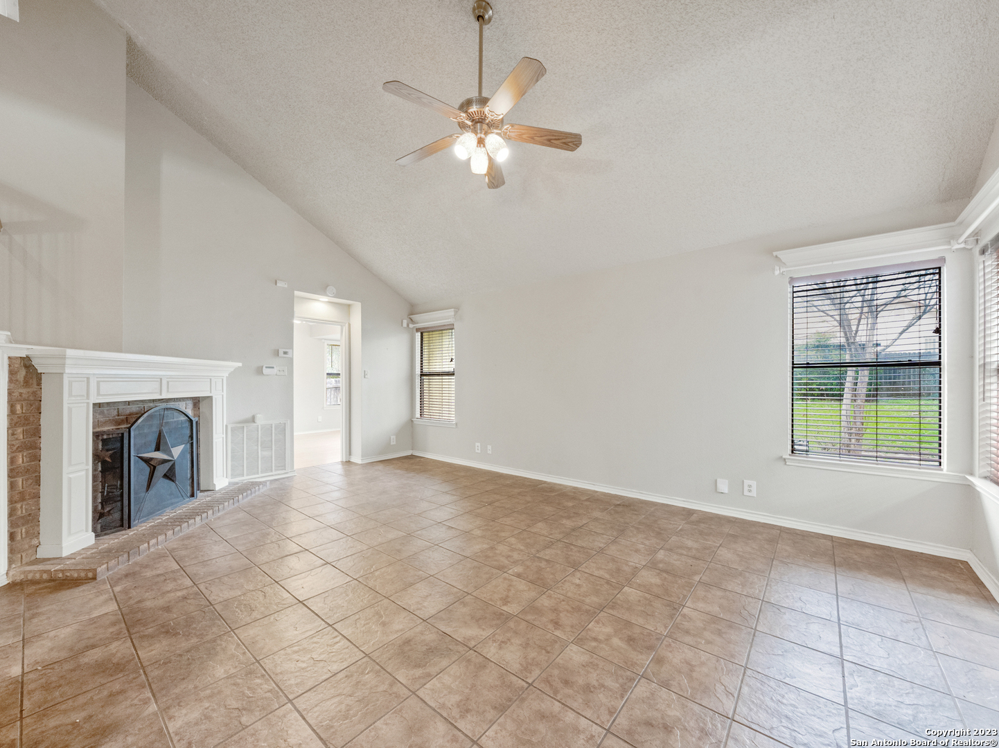 6302 SCRUB JAY, San Antonio, TX 78240