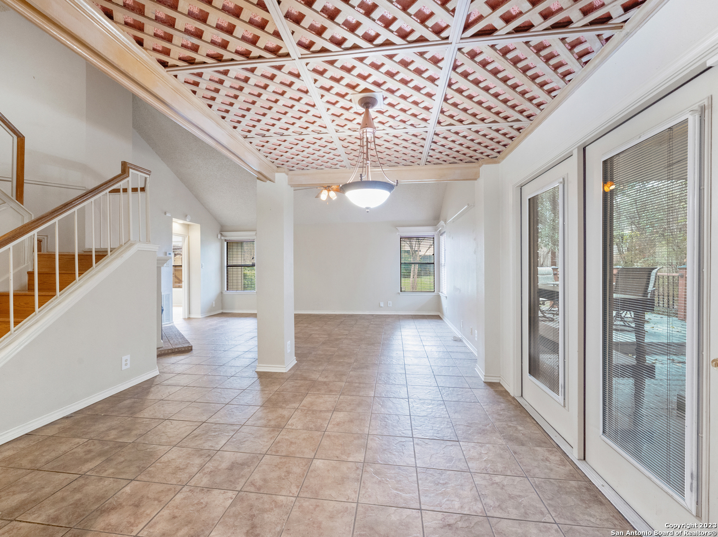 6302 SCRUB JAY, San Antonio, TX 78240