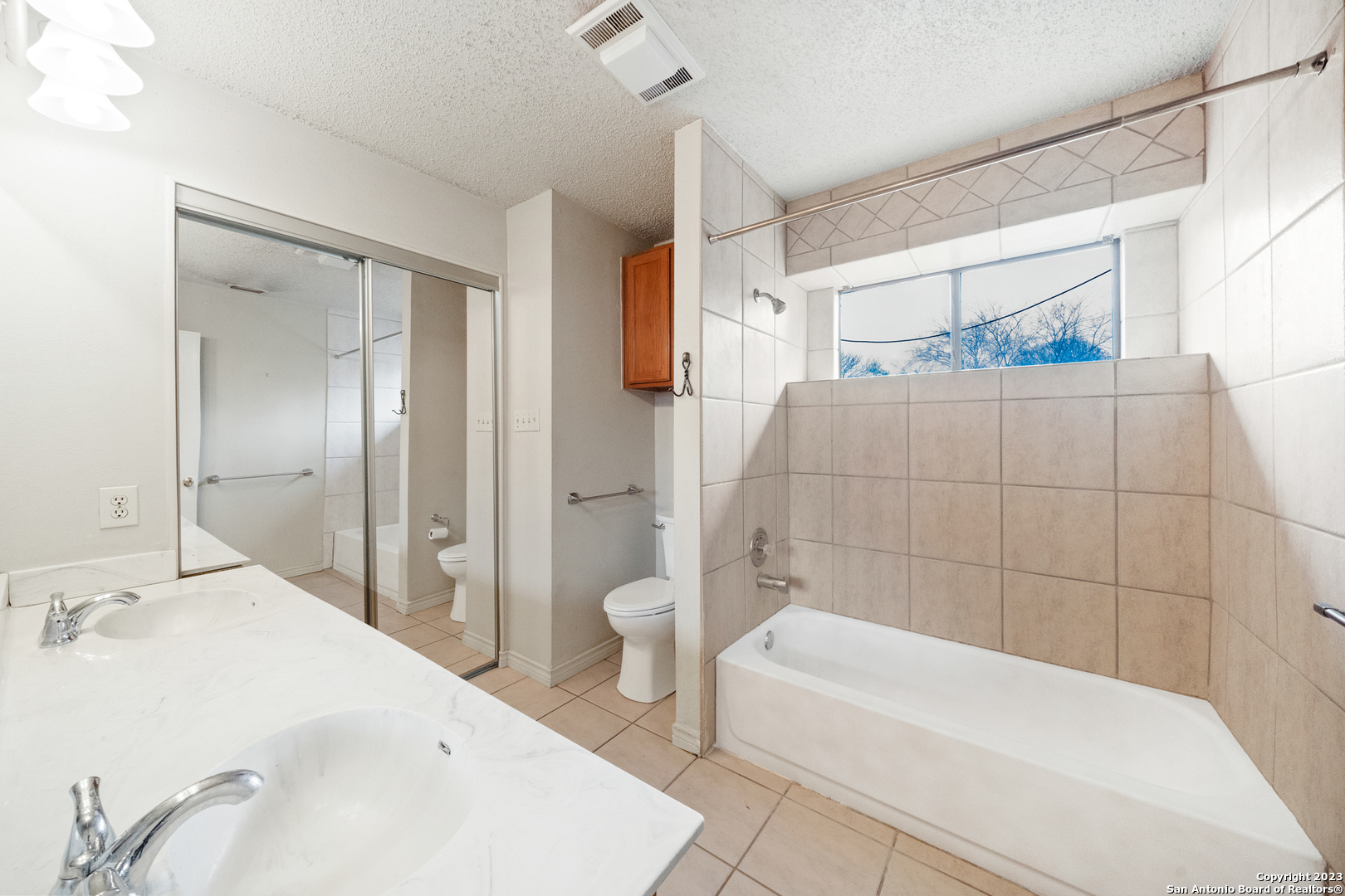 6302 SCRUB JAY, San Antonio, TX 78240