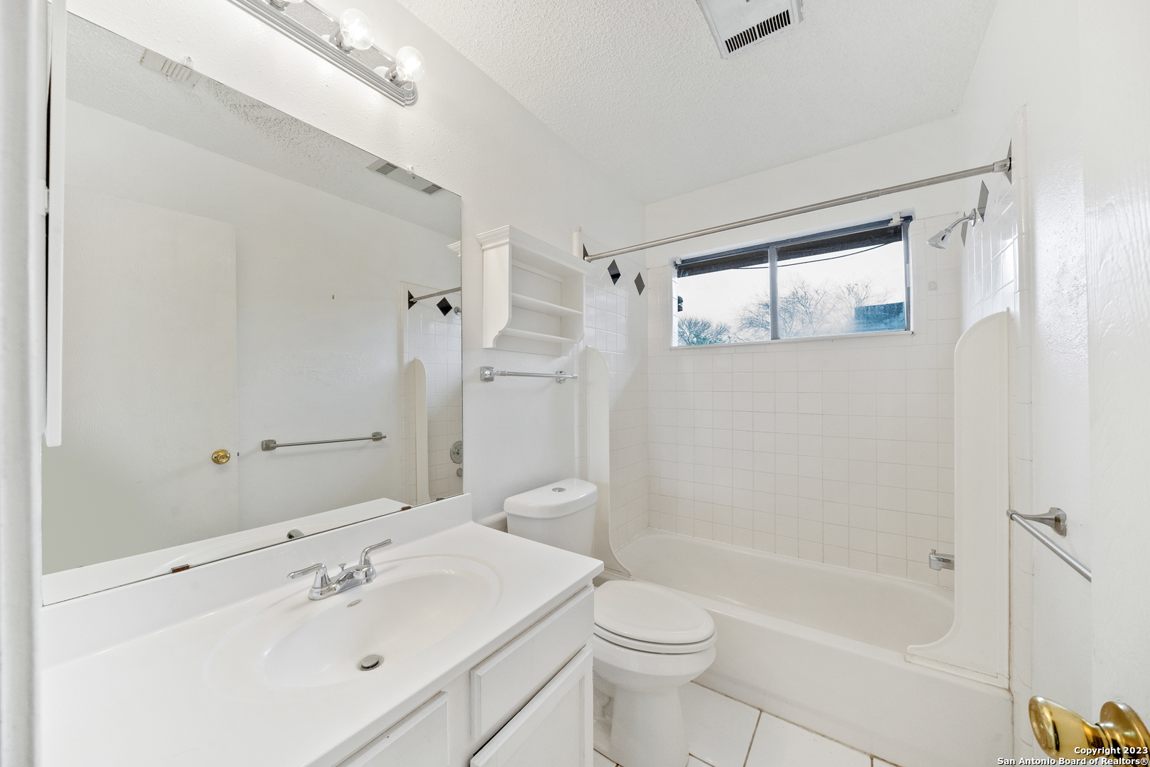6302 SCRUB JAY, San Antonio, TX 78240