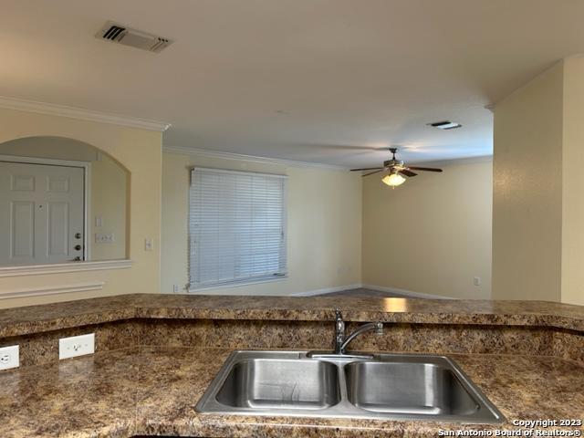 7323 SNOWDEN RD, #3105, San Antonio, TX 78240