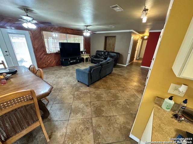 If you have additional questions regarding 5555 ASPEN VALLEY ST  in San Antonio or would like to tour the property with us call 800-660-1022 and reference MLS# 1750130.