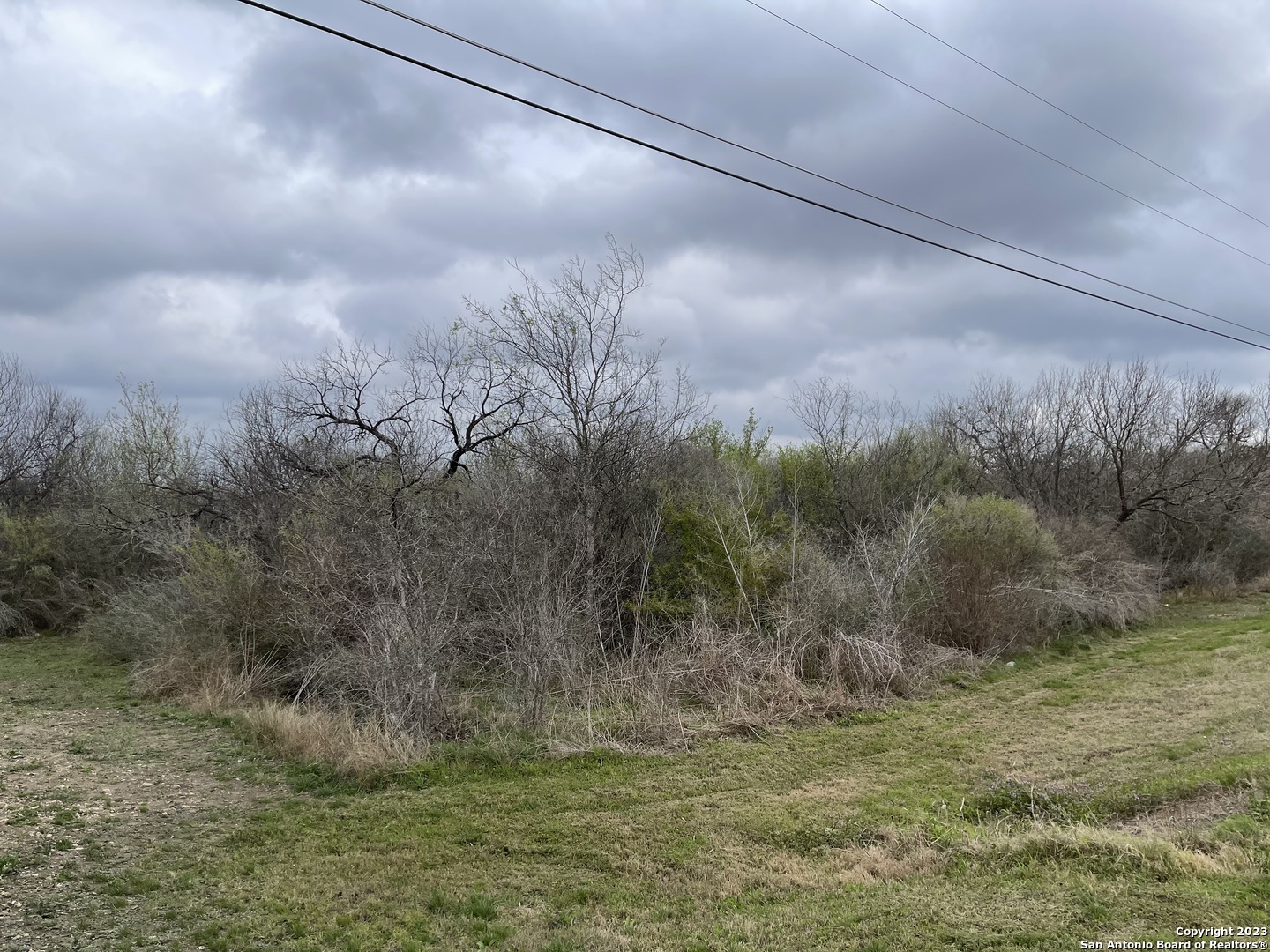 Photo of 198 County Rd 5635 in Castroville, TX