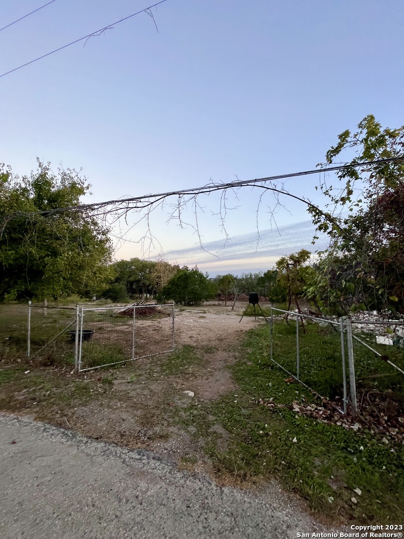 1105 Montview St, Canyon Lake, TX 78133