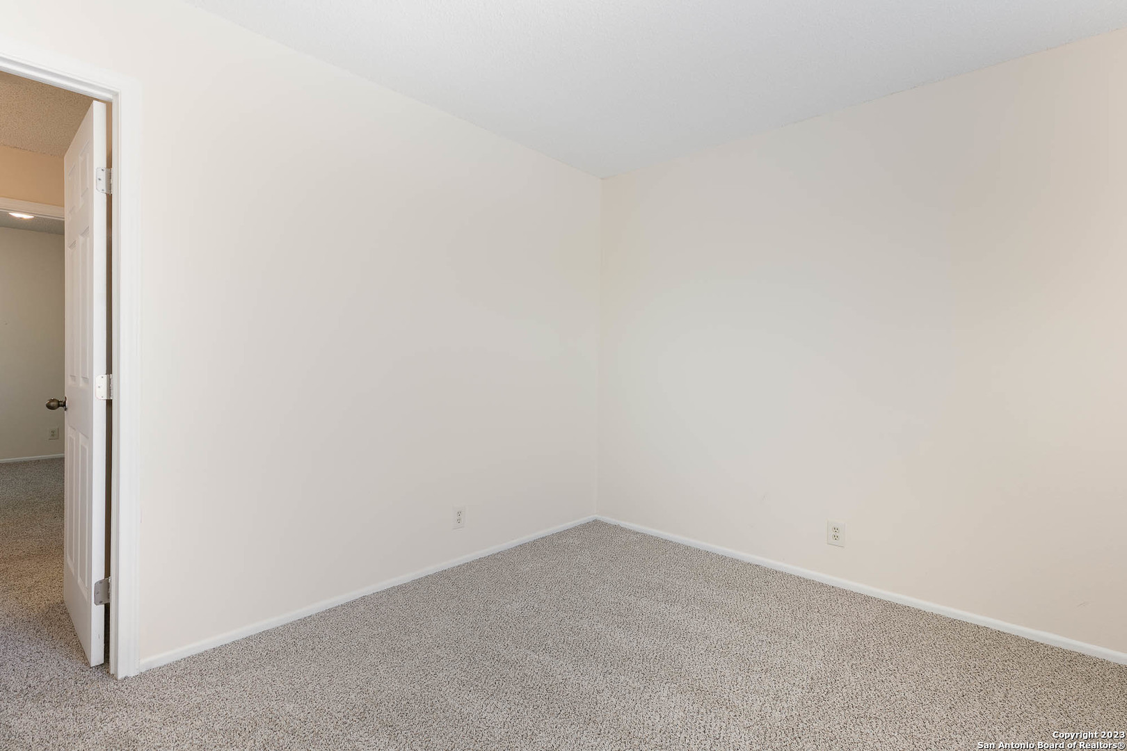 326 W BYRD BLVD, #1, Universal City, TX 78148