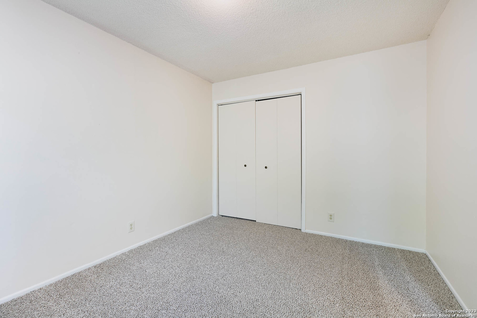 326 W BYRD BLVD, #1, Universal City, TX 78148