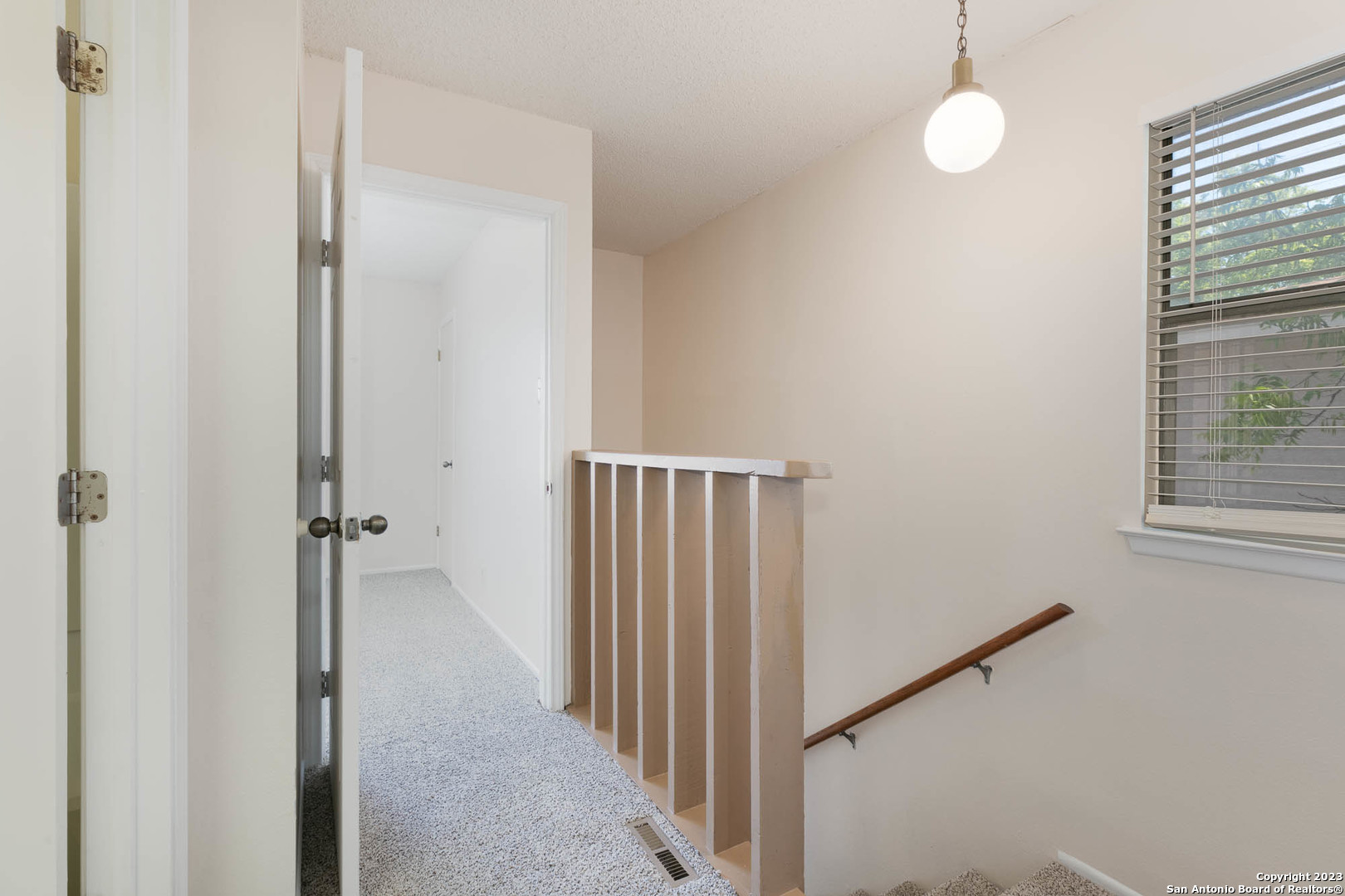 326 W BYRD BLVD, #1, Universal City, TX 78148