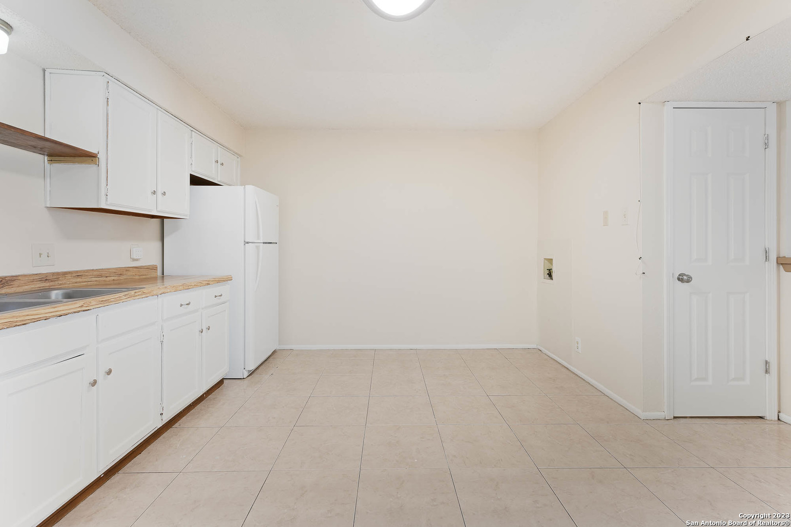 326 W BYRD BLVD, #1, Universal City, TX 78148