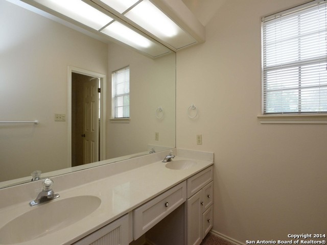 207 GRANDVIEW PL, #6, San Antonio, TX 78209
