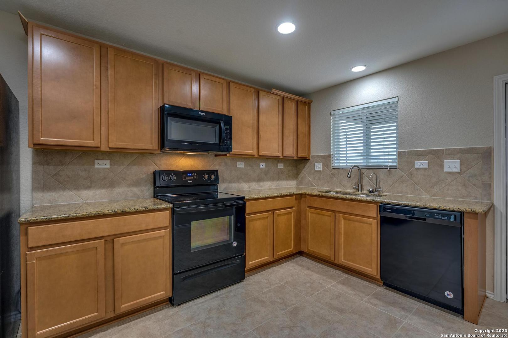10527 NOBLE CYN, San Antonio, TX 78254