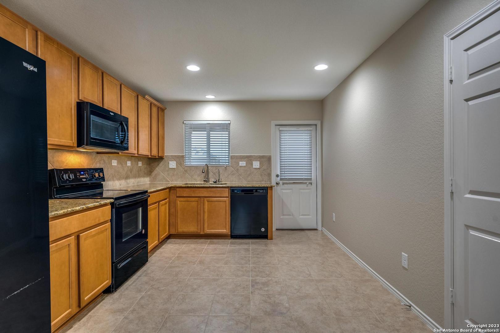 10527 NOBLE CYN, San Antonio, TX 78254