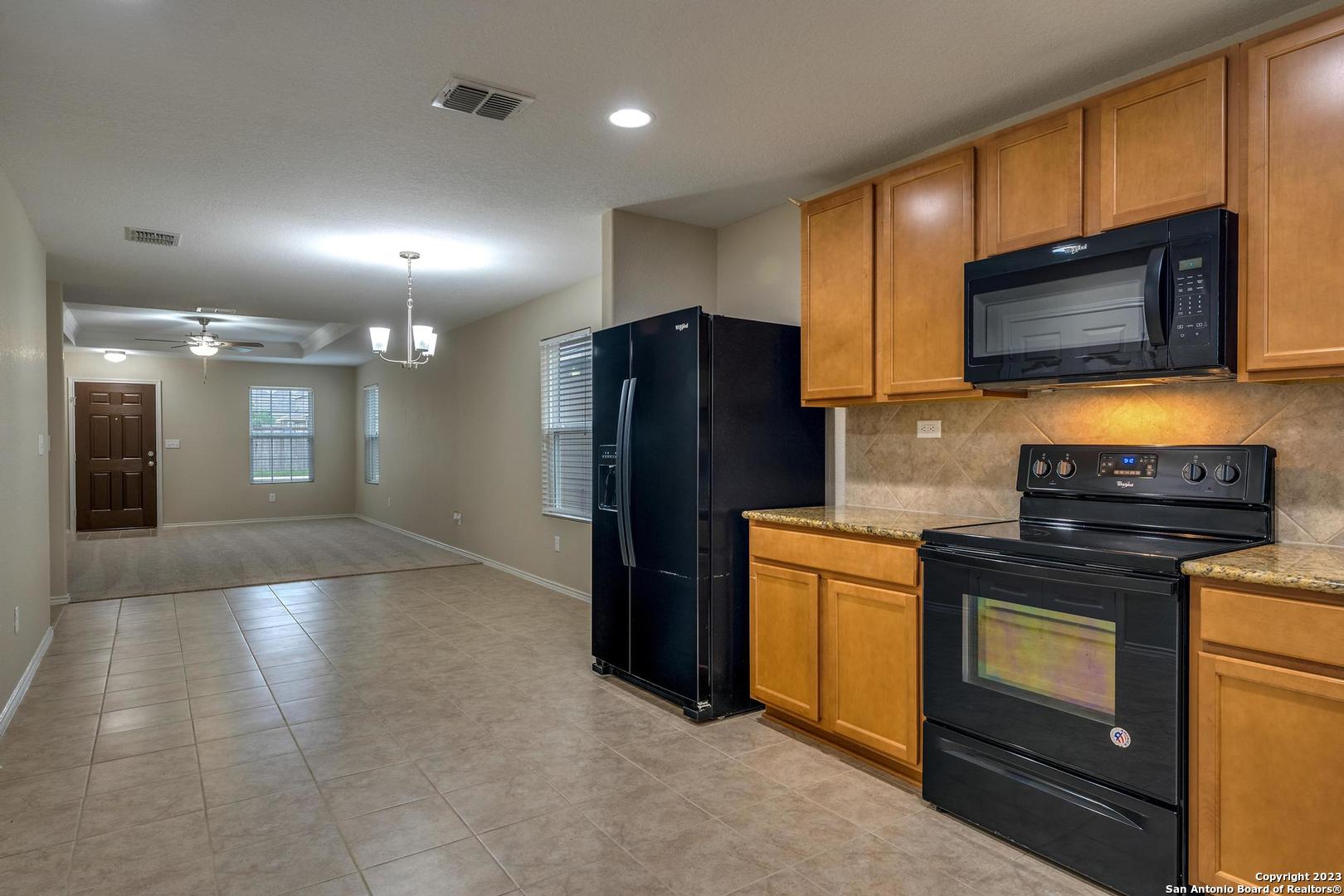 10527 NOBLE CYN, San Antonio, TX 78254