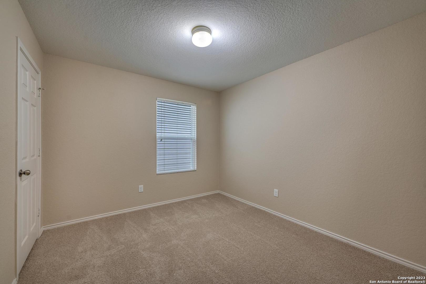 10527 NOBLE CYN, San Antonio, TX 78254