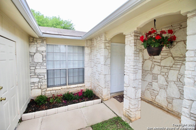 Homes for sale in San Antonio, TX | 5842 Cliffdale Dr, San Antonio, TX 78250 | MLS# 1684090