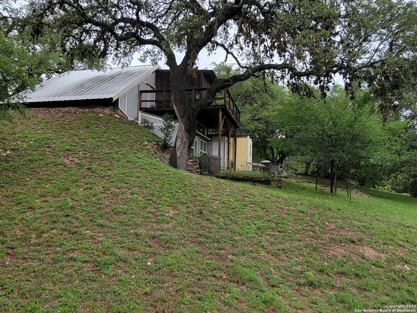 929 Red Bluff Ranch Rd   Pipe Creek TX 78063