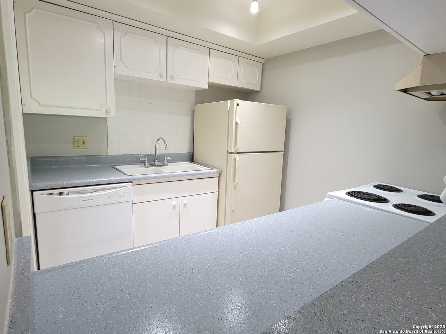 Photo 3 of Condo for sale at 8401 N New Braunfels Ave #234, San Antonio, TX 78209 | MLS# 2021009 | Listing updated on 2026-10-02
