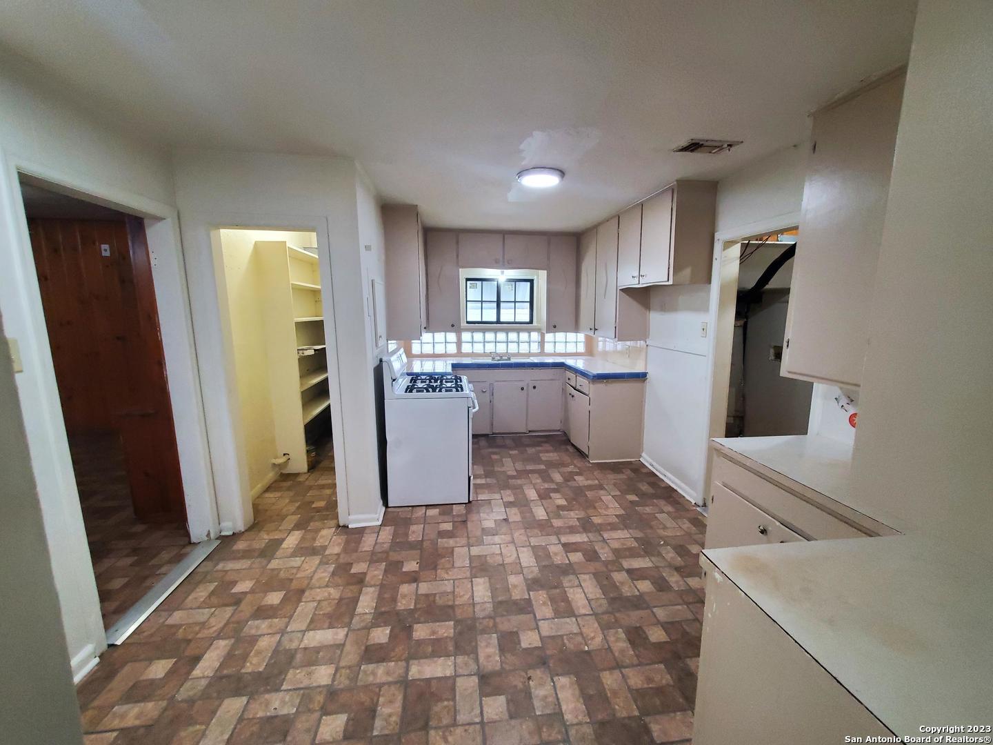 862 CLOWER, #1, San Antonio, TX 78212