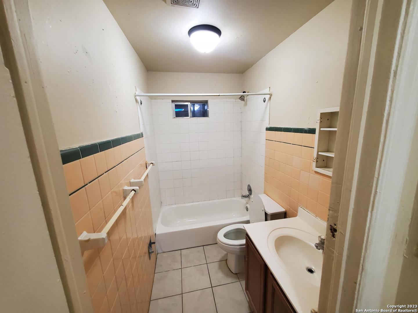 862 CLOWER, #1, San Antonio, TX 78212