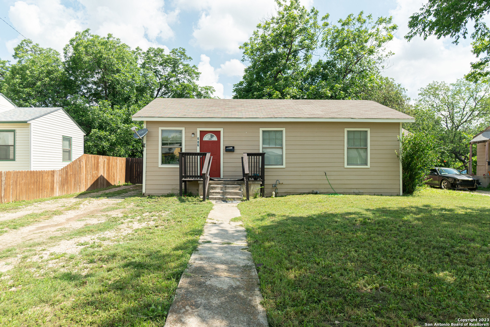 Property photo 2