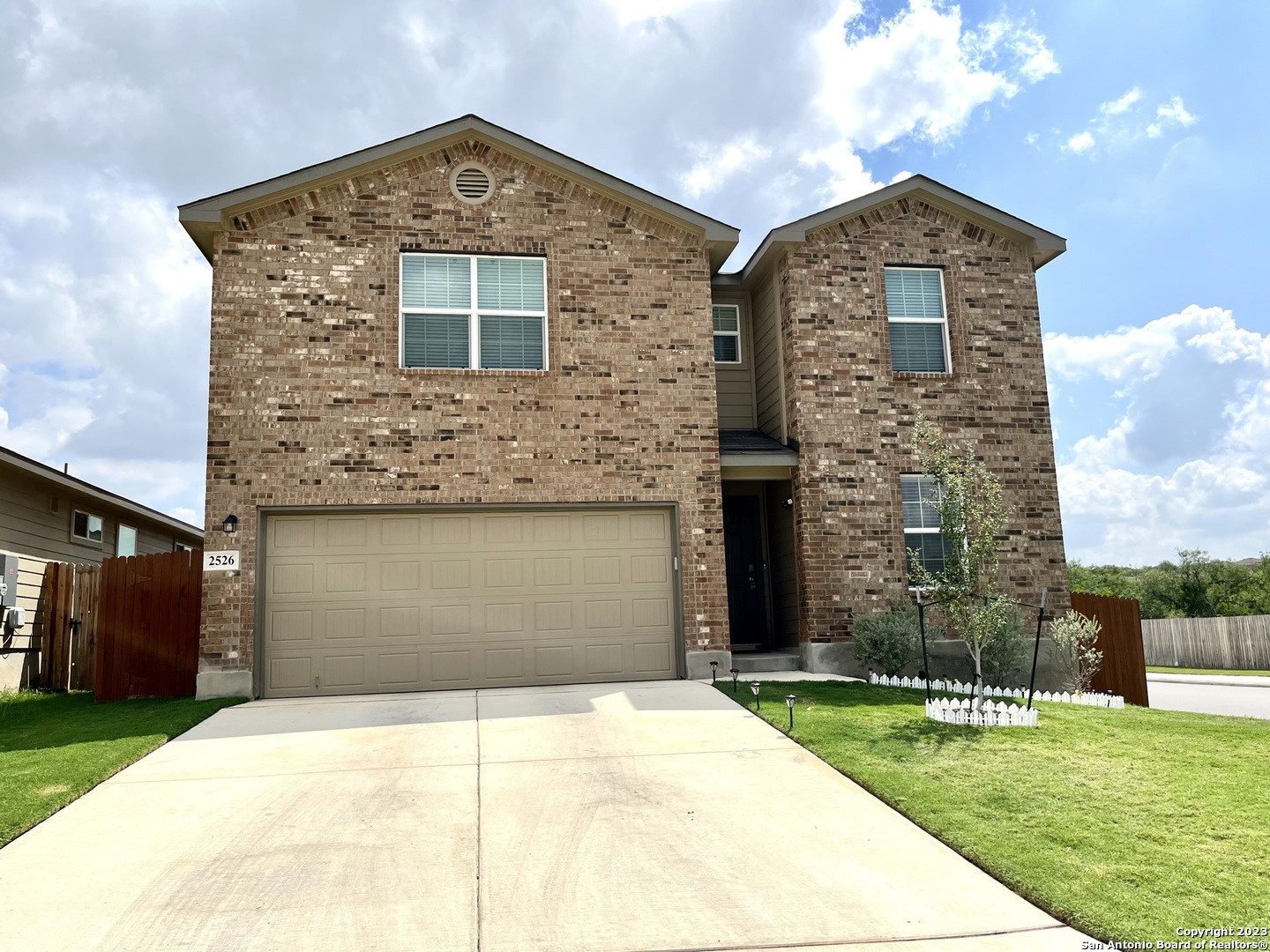 2526 Wentwood Run Listing Cover Image
