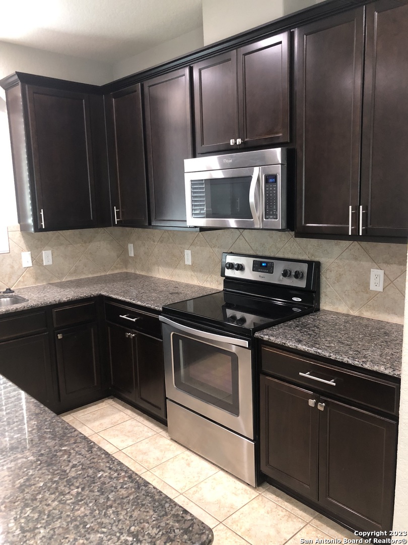 9515 Madison Creek, Converse, TX 78109
