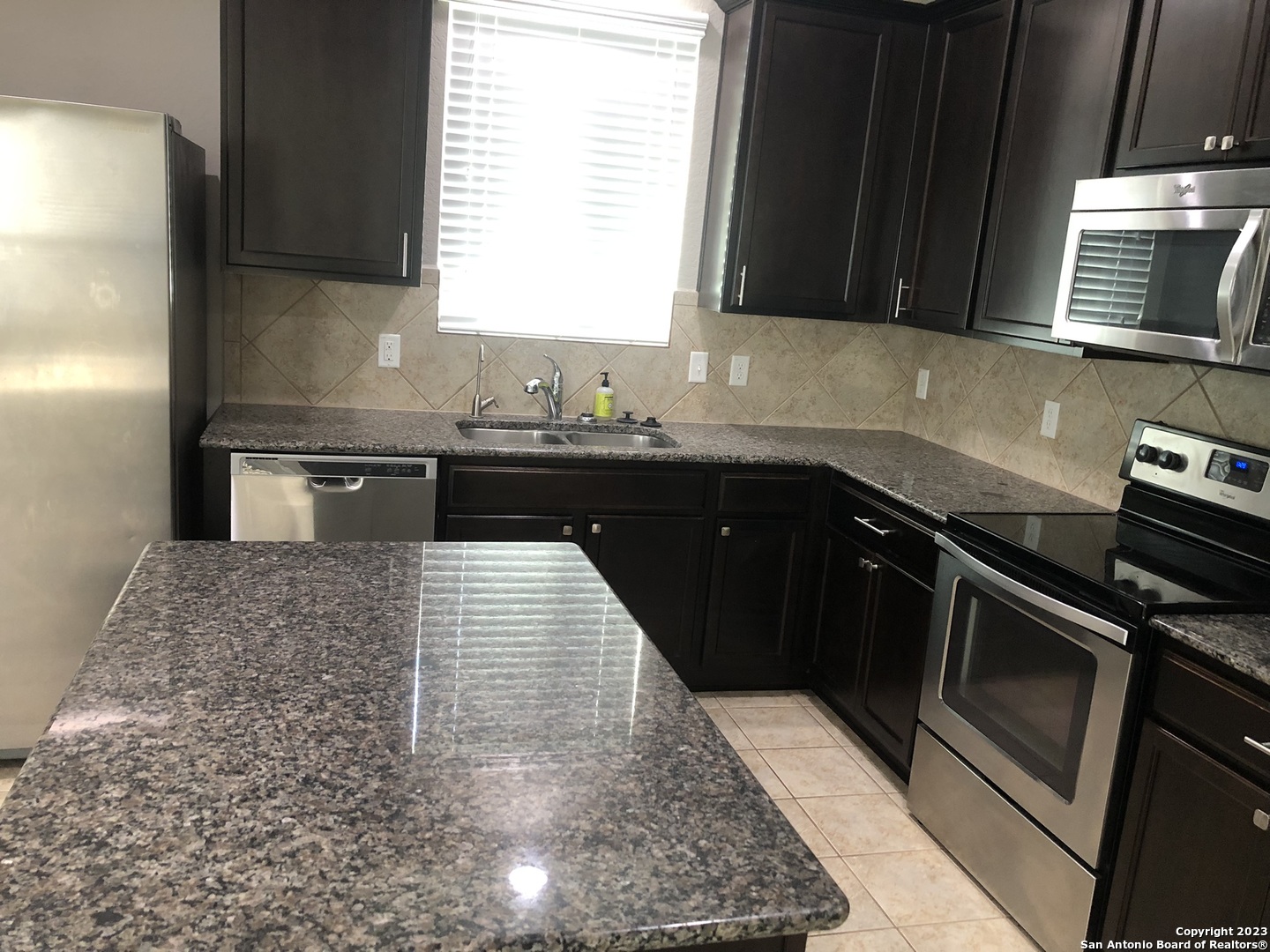 9515 Madison Creek, Converse, TX 78109