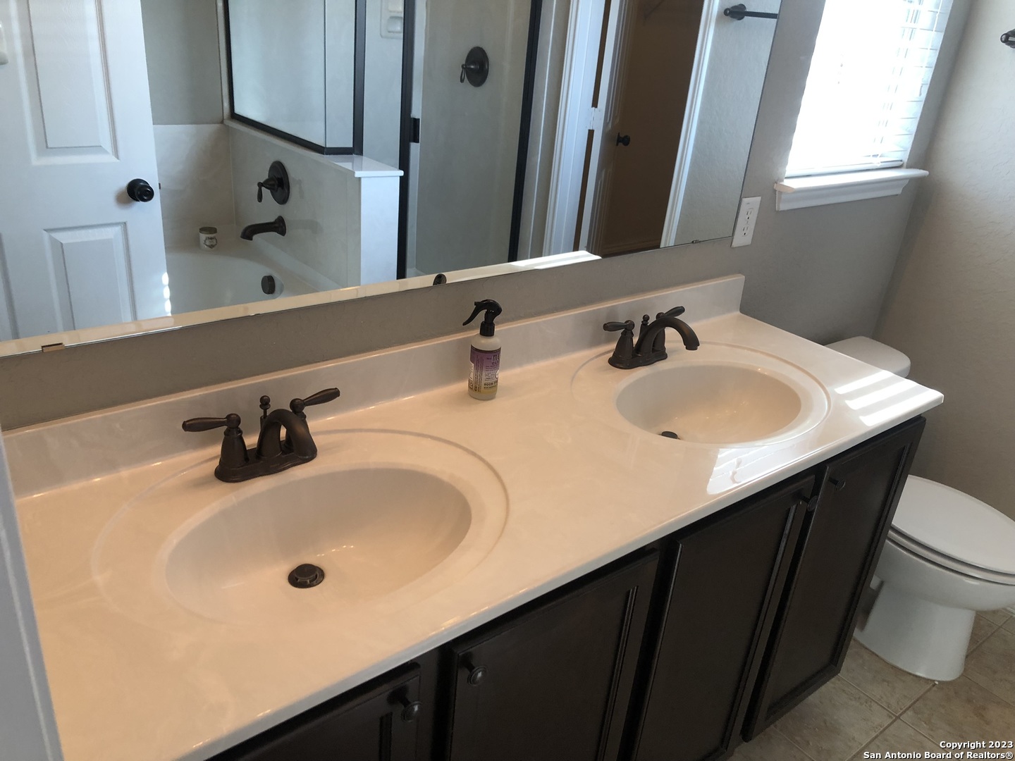 9515 Madison Creek, Converse, TX 78109