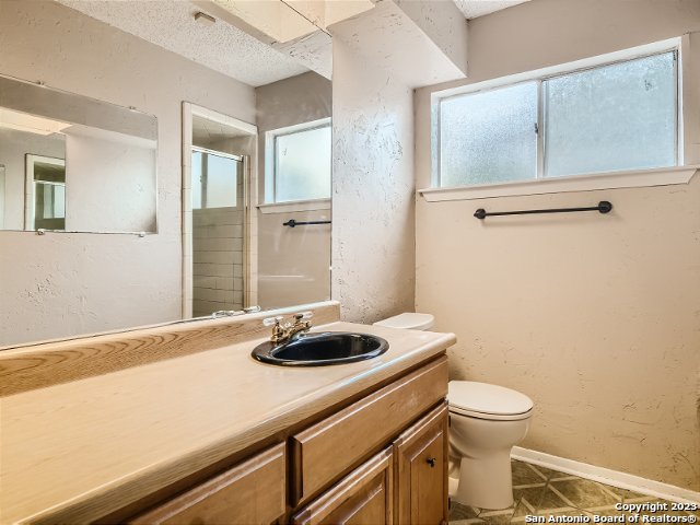 13806 Brays Forest, San Antonio, TX 78217