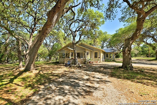 Photo of 1012 7th St in Blanco, TX