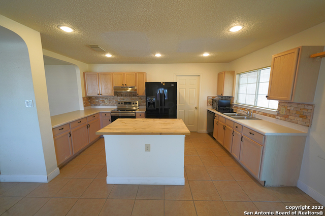 7135 TETON RDG, San Antonio, TX 78233