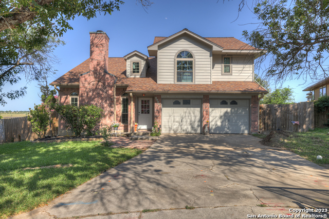 Photo of 1268 Hilltop Dr in San Marcos, TX