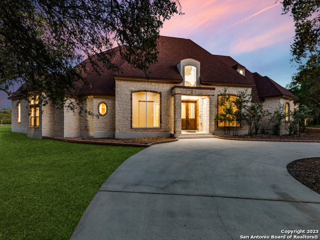 Photo of 379 Wagon Wheel Dr in Spring Branch, TX