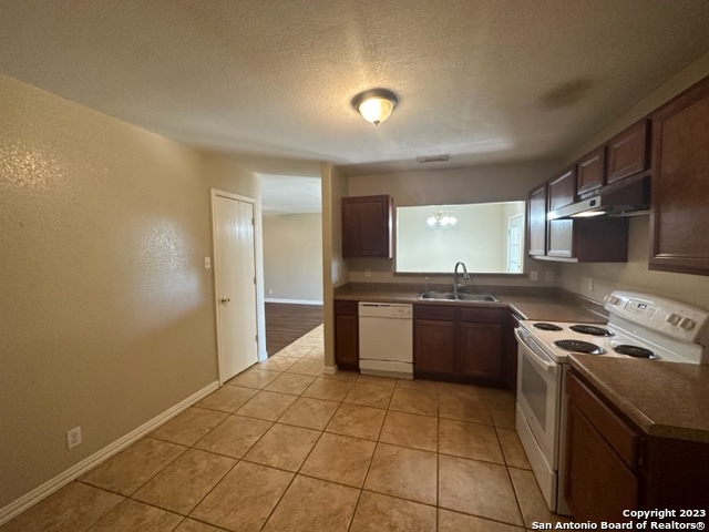 8411 Jaclyn Park, San Antonio, TX 78250