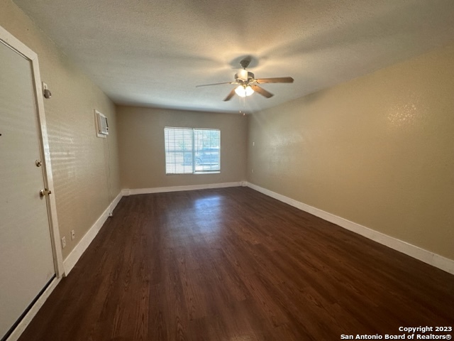 8411 Jaclyn Park, San Antonio, TX 78250