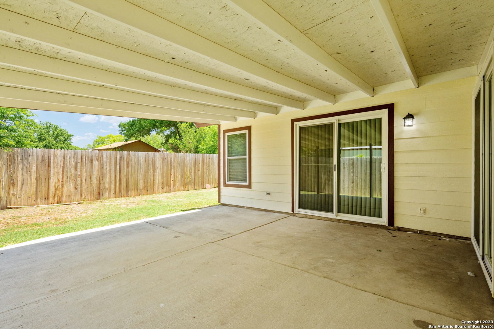 9403 Valley Way Dr, San Antonio, TX 78250